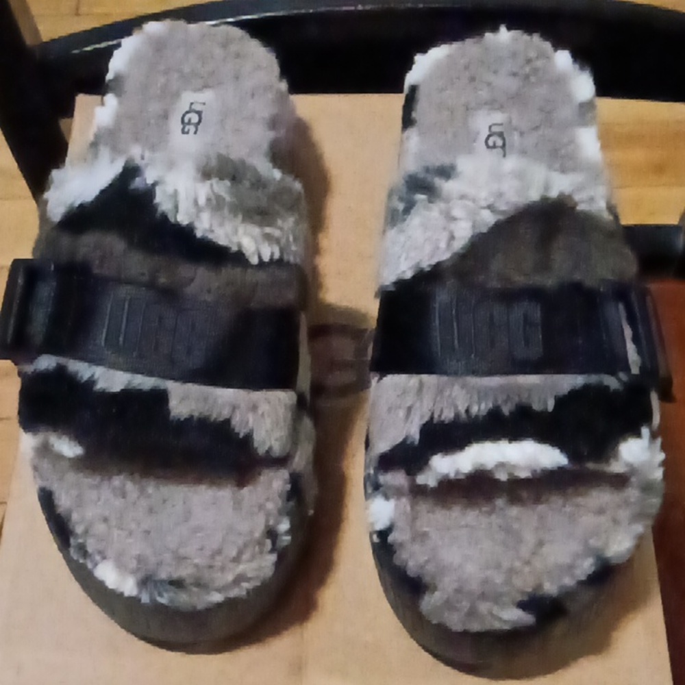 WOMEN'S UGG SLIDES - Picture 2 of 4